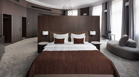 Bank Hotel