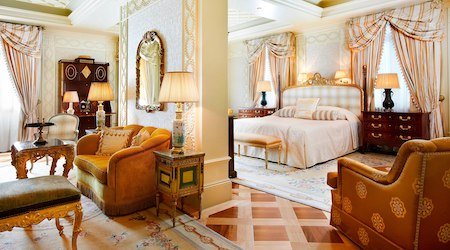 Grand Bretagne Hotel