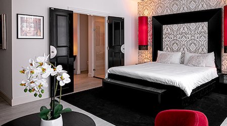 Le Theatre Hotel